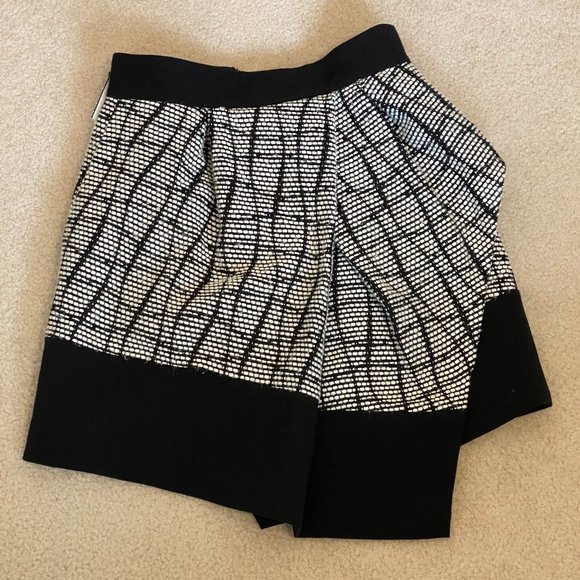 Banana Republic Black White Jacquard Knit Asymmetrical Layered Skirt US … - Picture 8 of 8